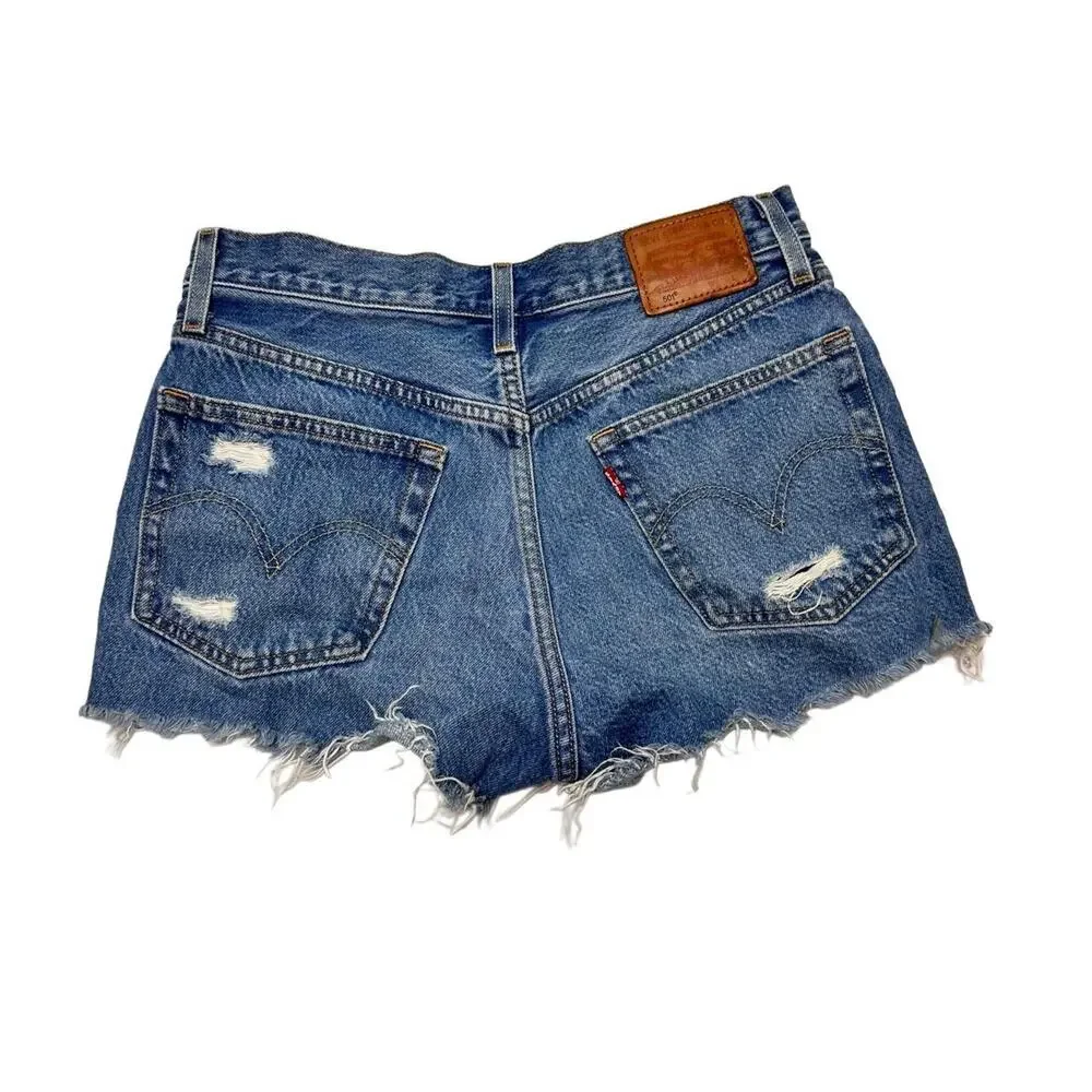 Levi’s Denim Distressed Size W26 Women Shorts - Picture 2 of 4